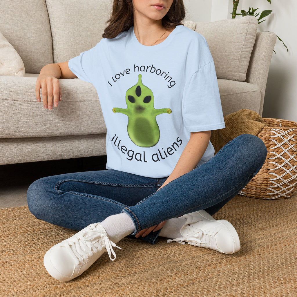 Gleebus Harboring T - White